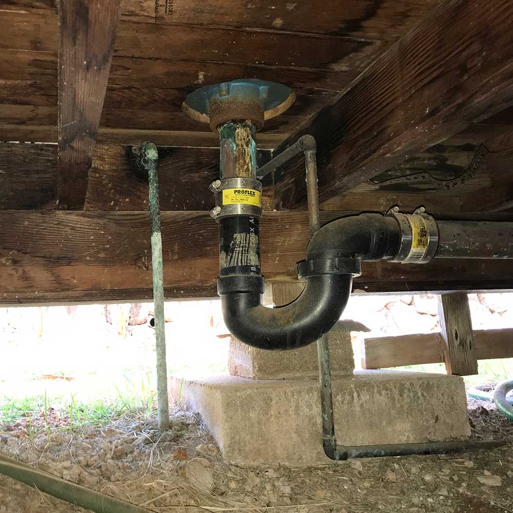 image of improper plumbing found during home inspection